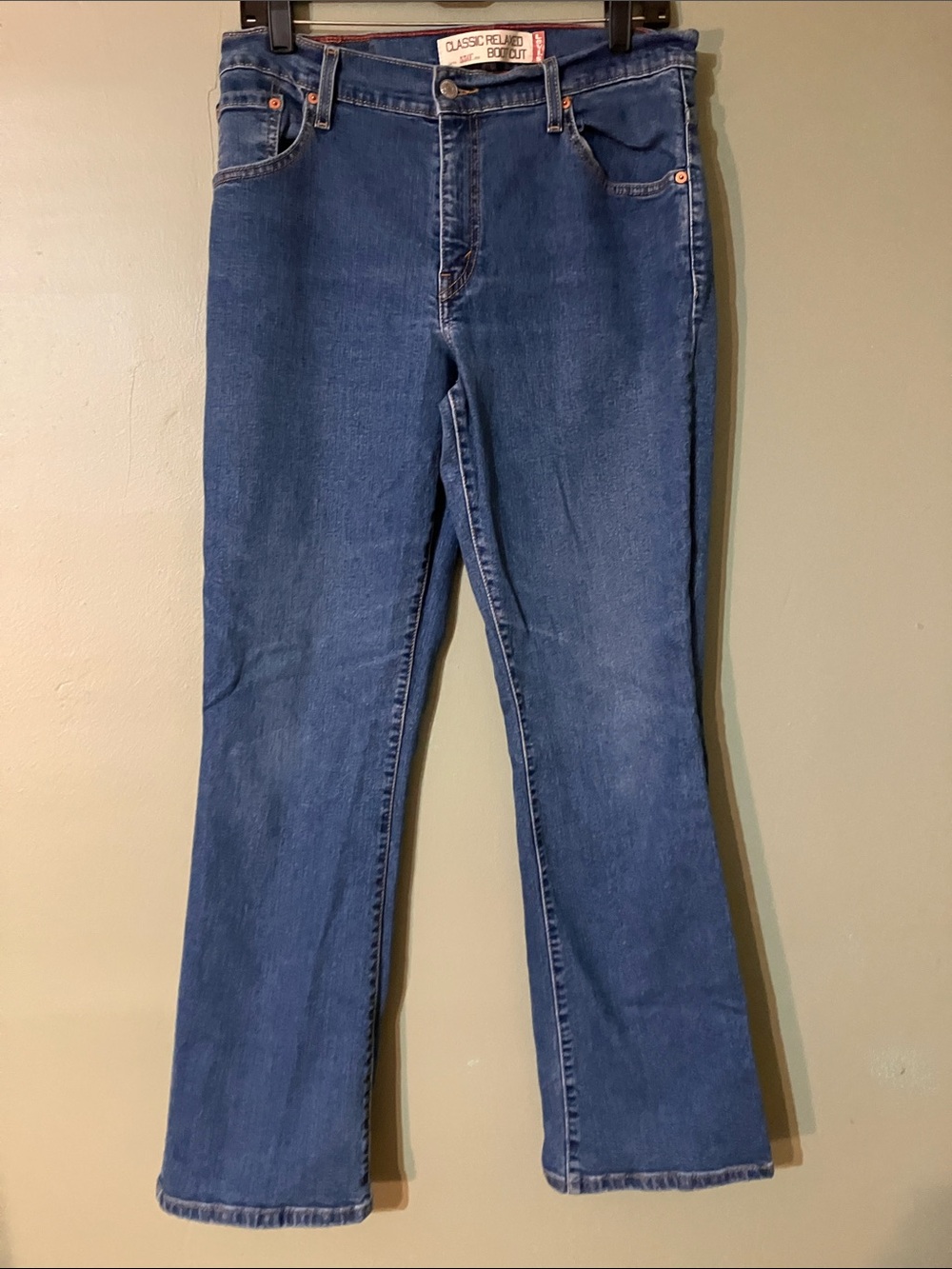 Women's Levi's Classic Relaxed Boot Cut Jeans 12M